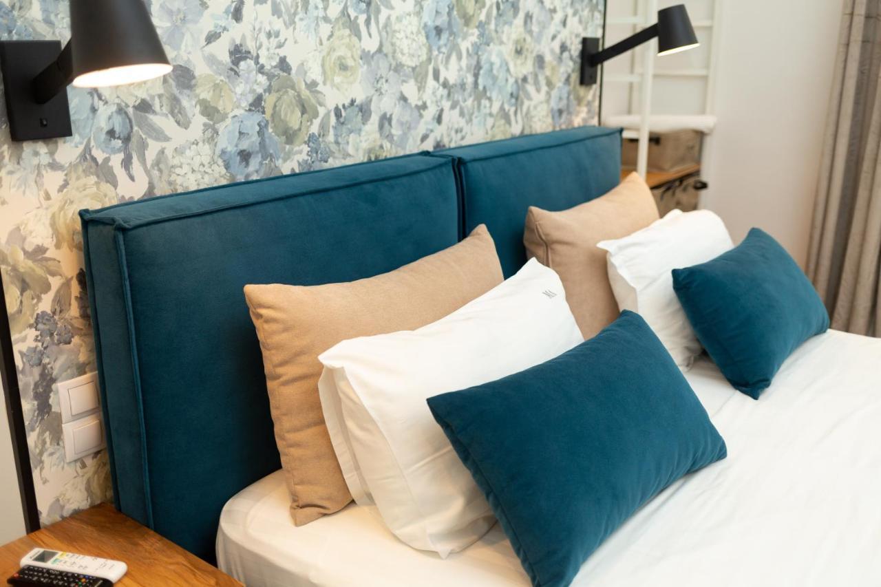Metropole Apartments Royal Residence Bucarest Esterno foto