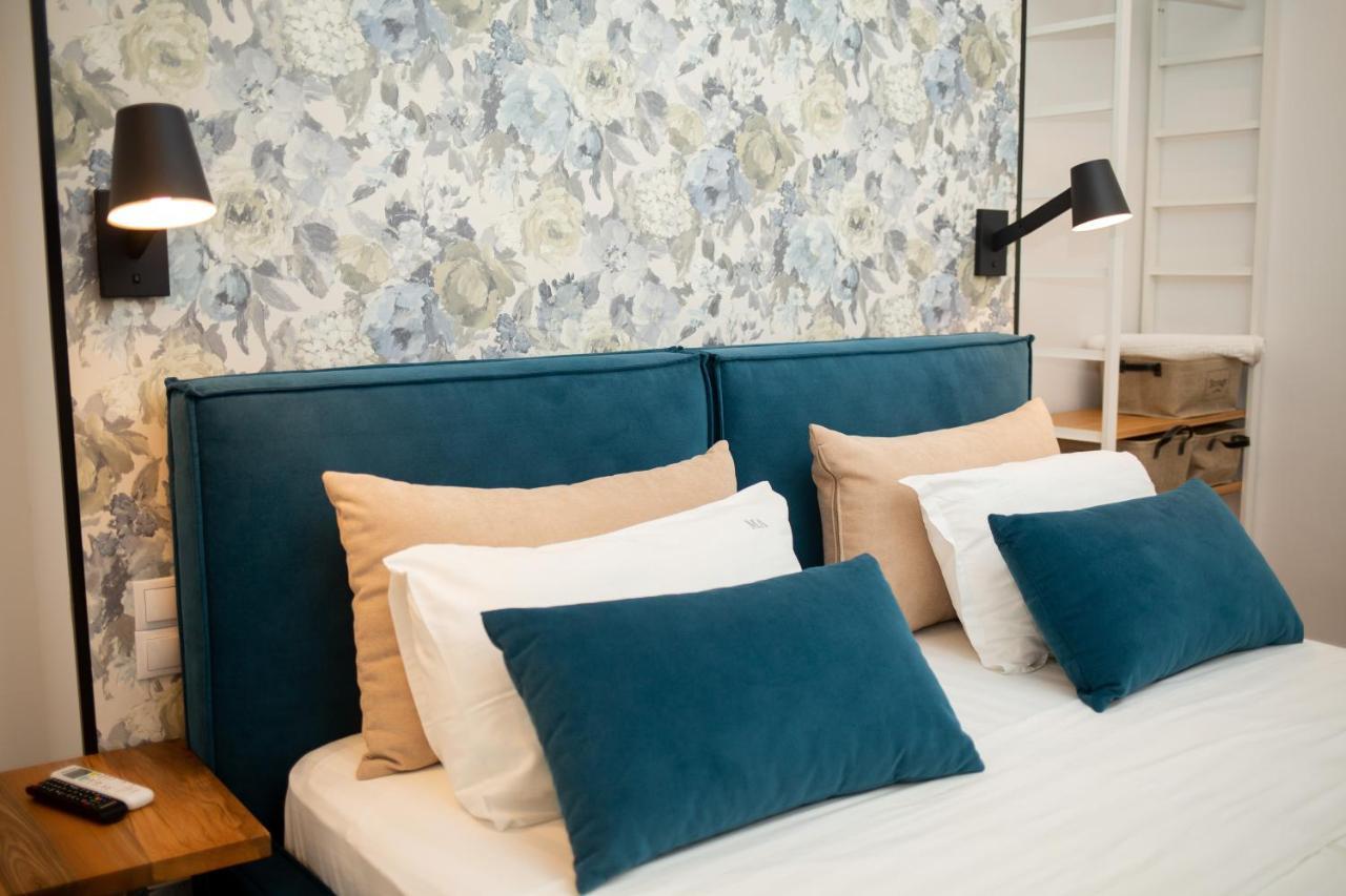 Metropole Apartments Royal Residence Bucarest Esterno foto