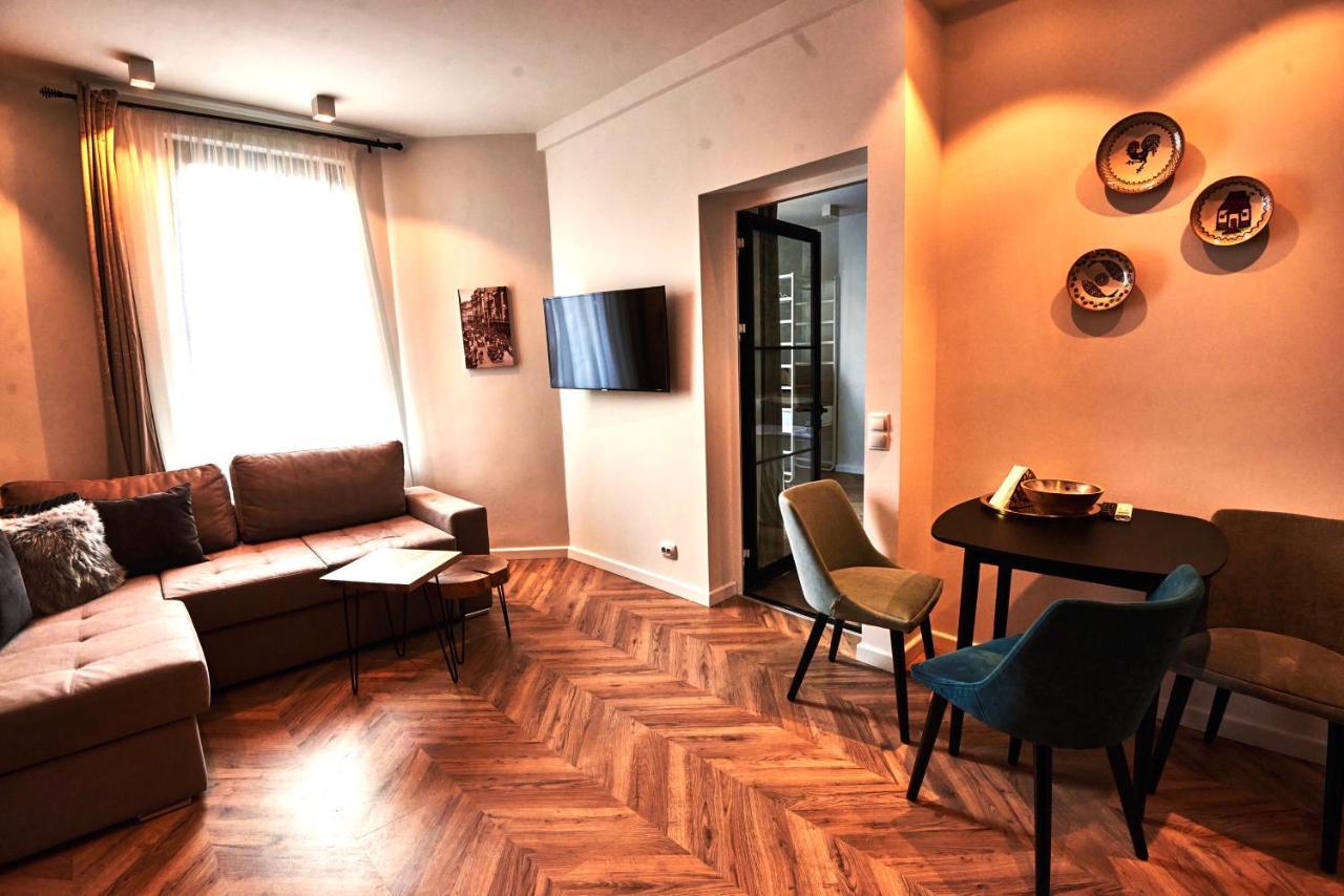 Metropole Apartments Royal Residence Bucarest Esterno foto